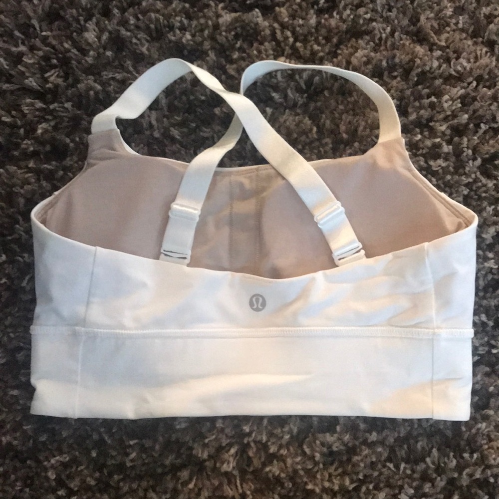 Lululemon white sports bra size 4